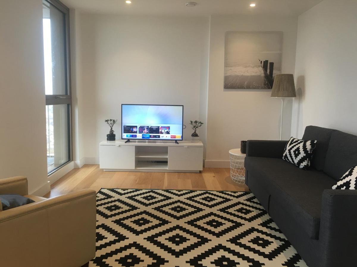 Luxurious Serviced Apartment In Croydon Eksteriør bilde